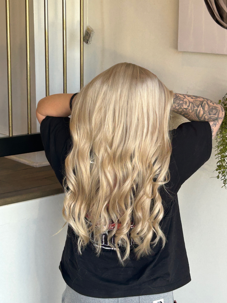 Hair highlights Partial