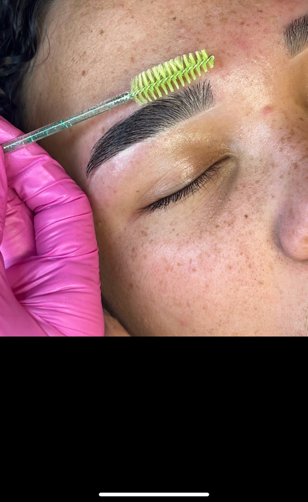 Brow Wax + Shaping