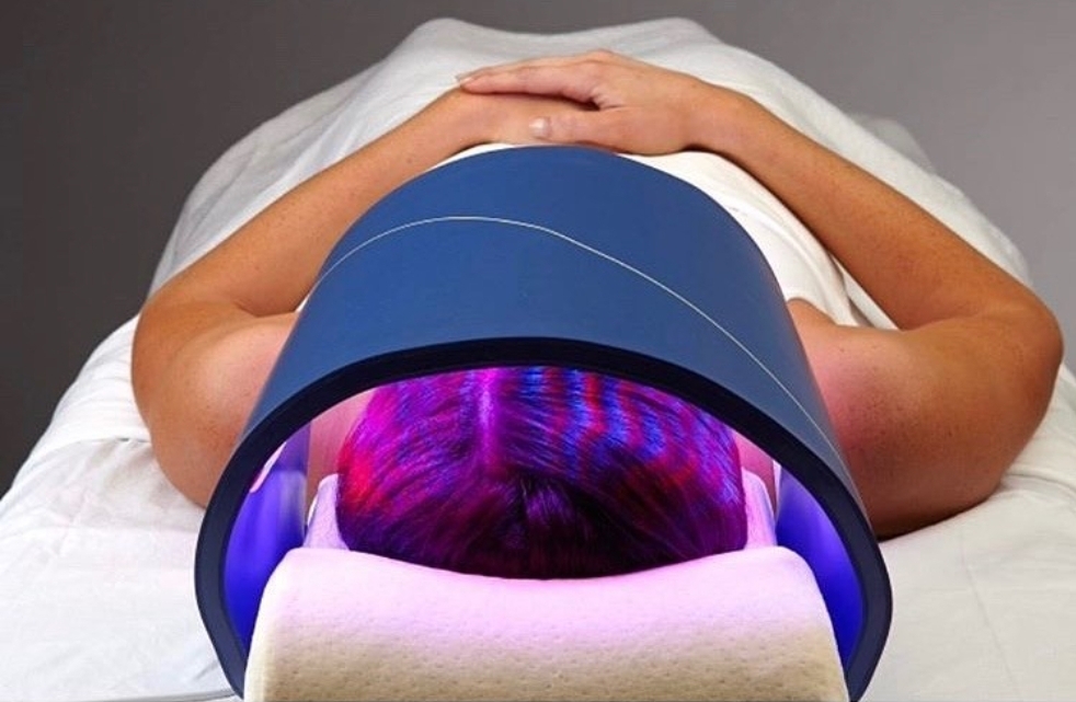 1.5 Deep Tissue Massage w/ Celluma