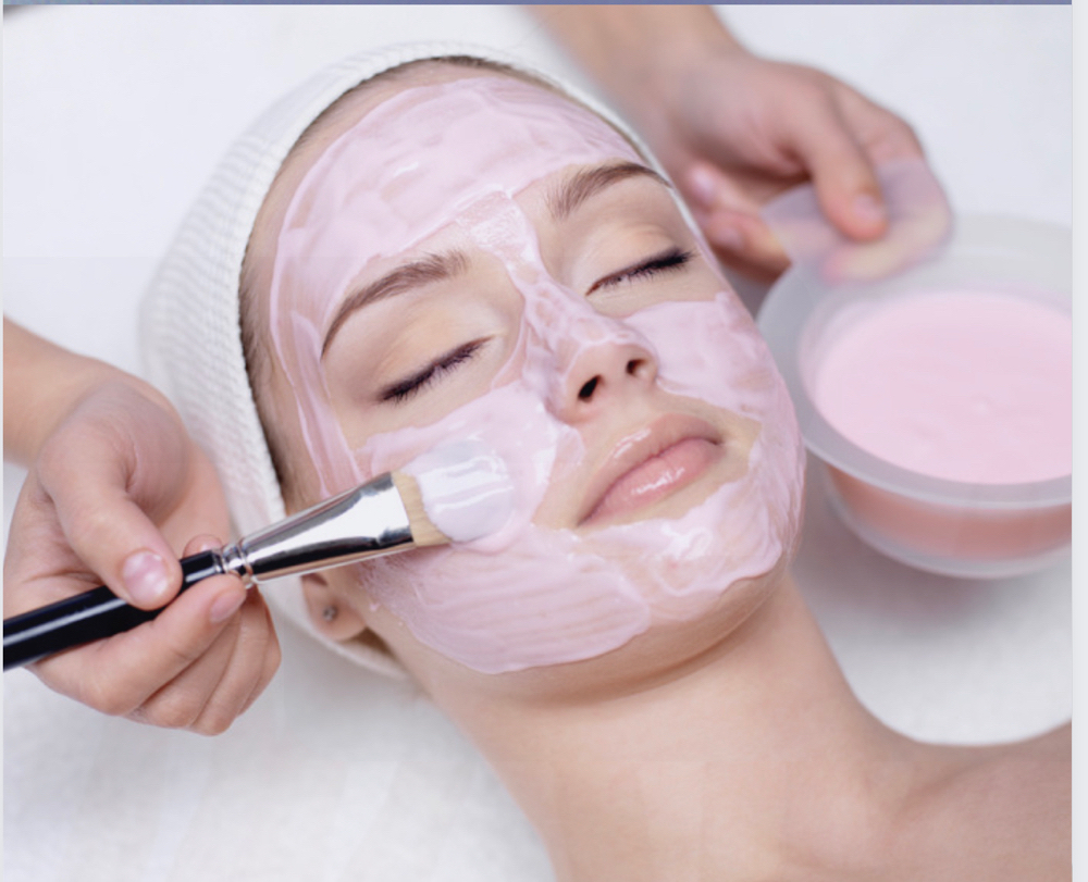 🧖🏻‍♀️Customized Facial