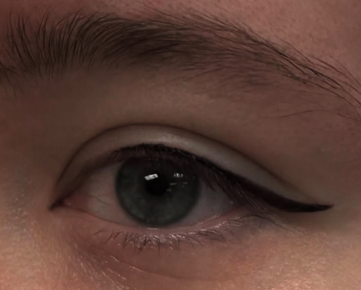 Winged Liner