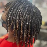 Start Off Locs (comb coil method)