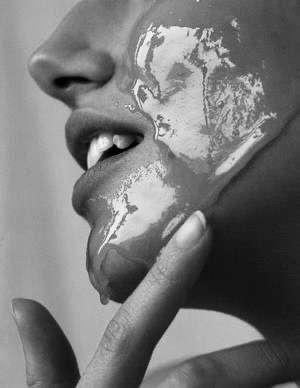 The Facial Wax (Lip Or chin)
