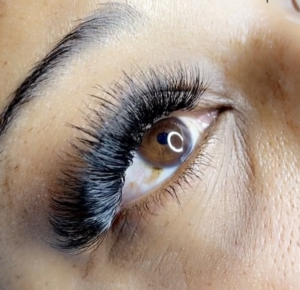 New Set Lash Extensions