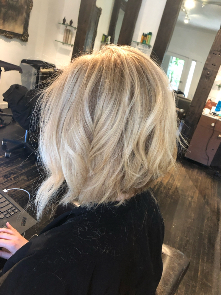Bleach Touch Up at Janet Barajas in La Quinta, CA