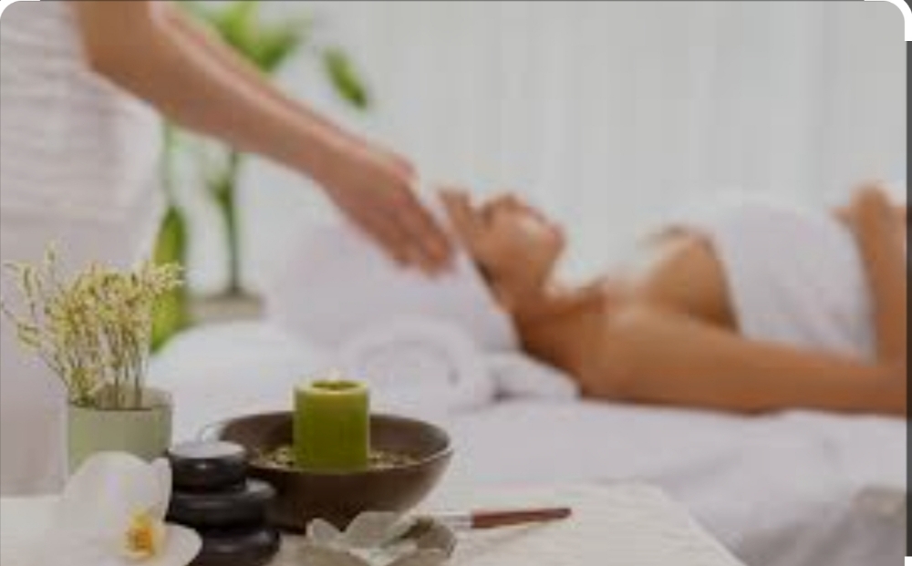 90 Minute Massage Therapy Session