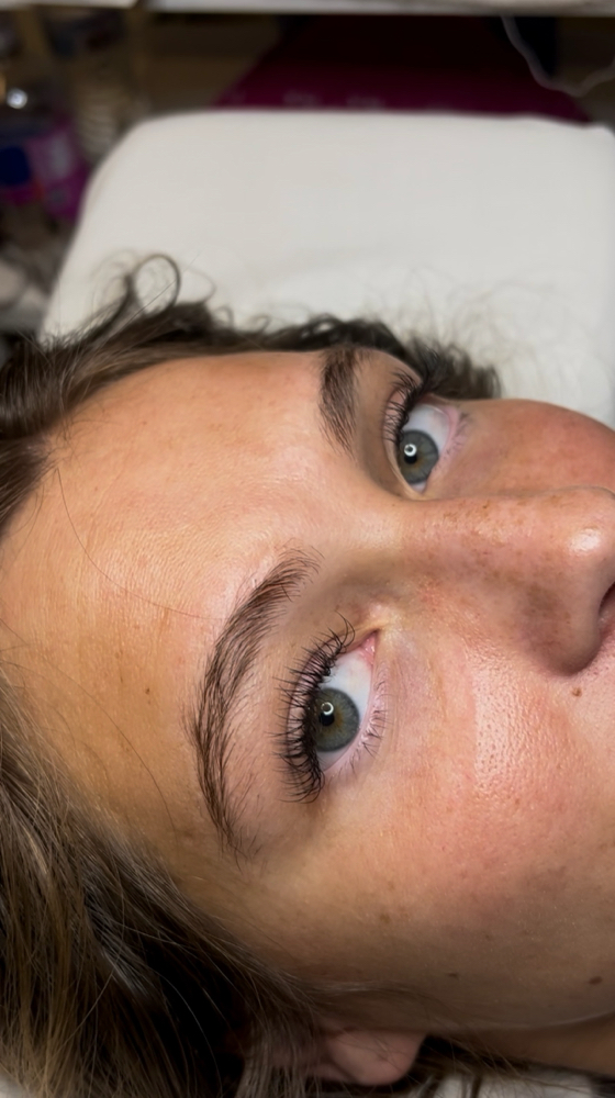 UV Classic Lash Extension/ Full Set