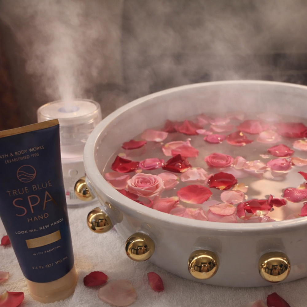 Signature Hydrating Spa Manicure