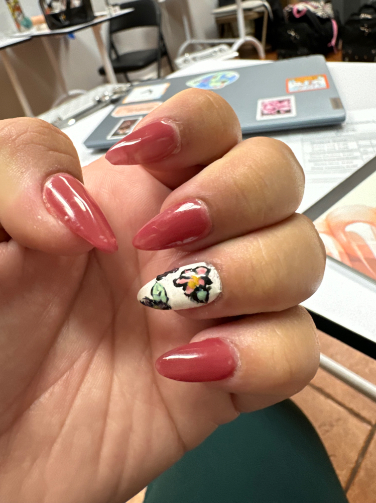 Structured Manicure