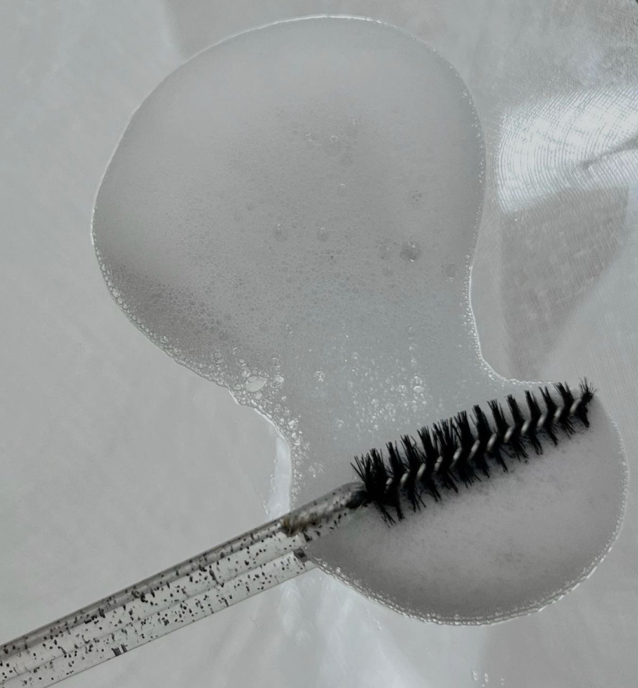 Lash Clusters Removal