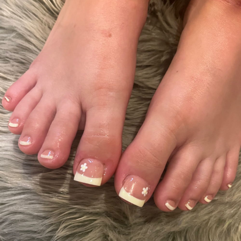 Gelx Toe Set at Heavenly Hair & Nail Spalon in Wingina, VA