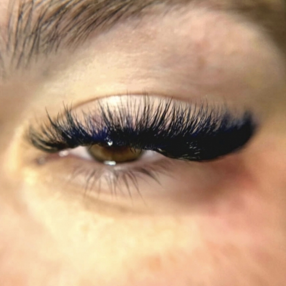 Transfer/New Client Fill at The Devil's Lashocate, UV Lash Retention Specialist in Bardstown, KY