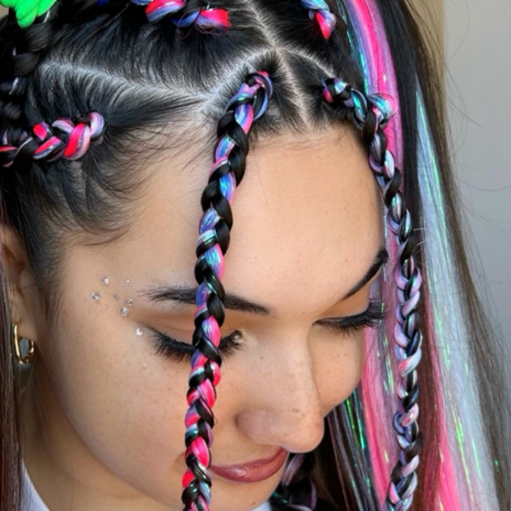 Add-on Face Framing To The Scalp at Rainbow Balayage in Charlotte, NC