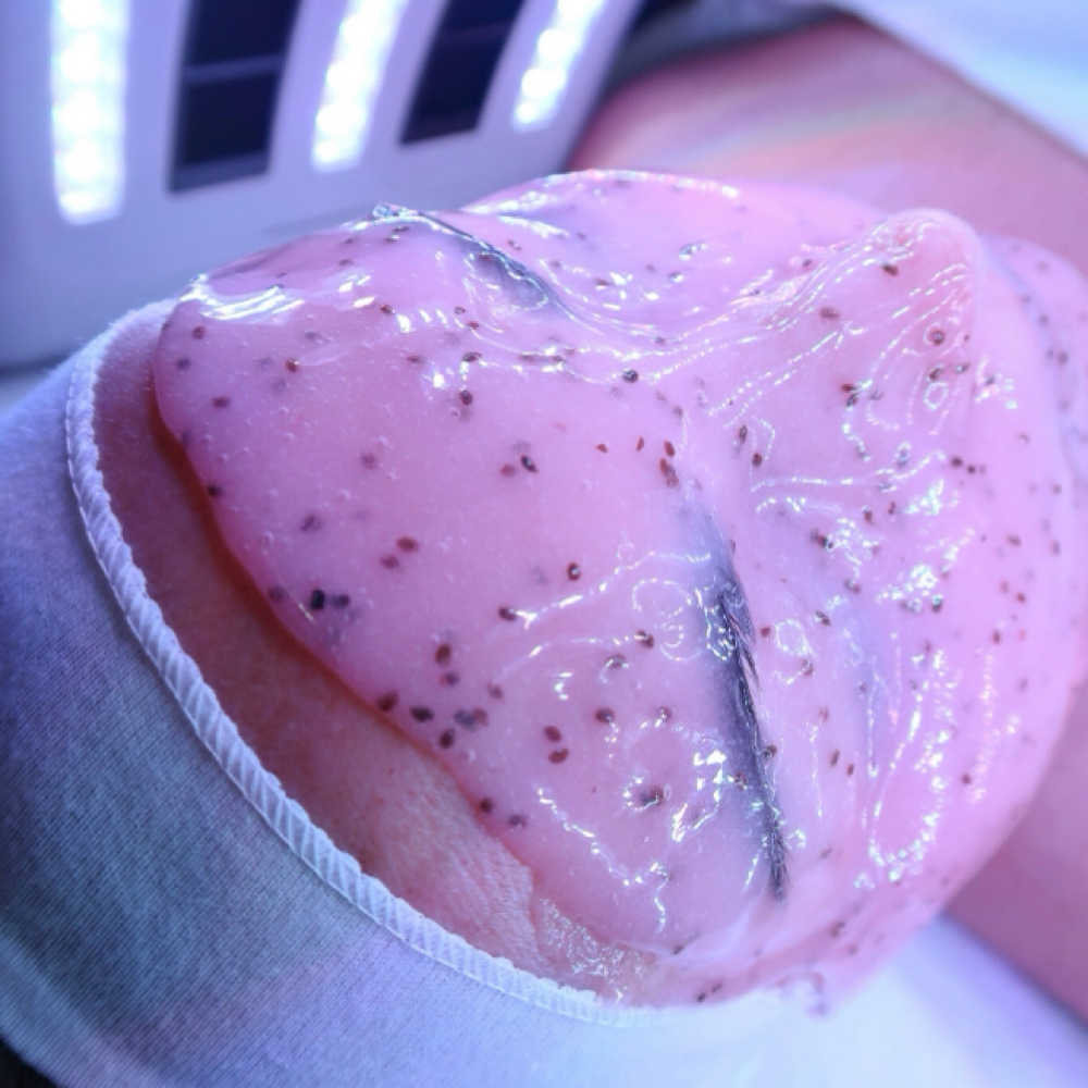 Glowing Jellyfish Kisses=LEDlight at Wax on the Beach in Panama City Beach, FL