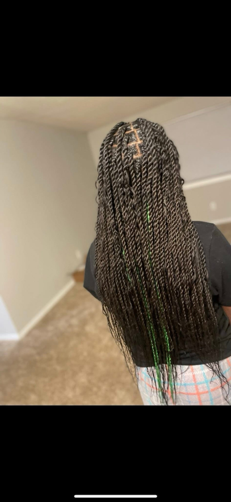 Boho Twist Medium Mid Back Length