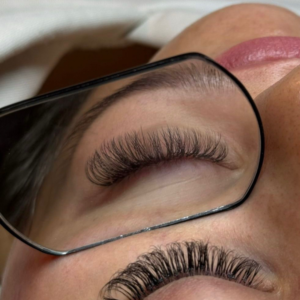 Classic Lash Set at Deseo Aesthetics in Wichita, KS