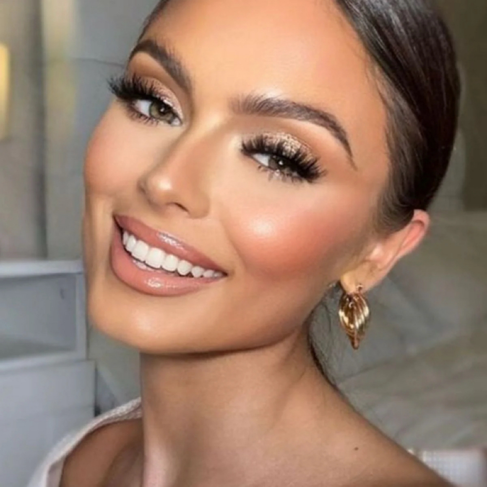 Make Up at Beauty Blowout Bar Salon in San Antonio, TX