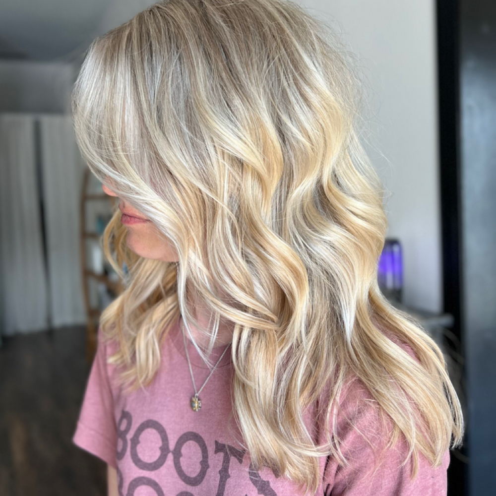 Base Color + Full Highlight at New Moon Studio in Southaven, MS