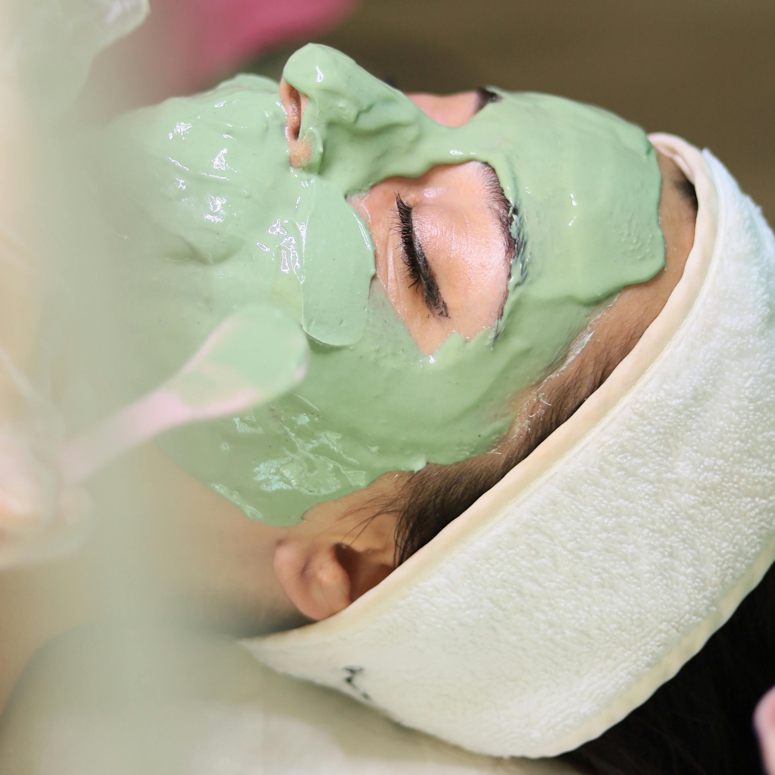 The Basic Facial at Fanxyys Glam Studio in Brooklyn, NY