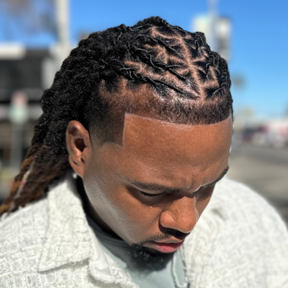 Loc Maintenance (Half Head) at Icey Locs in Inglewood, CA