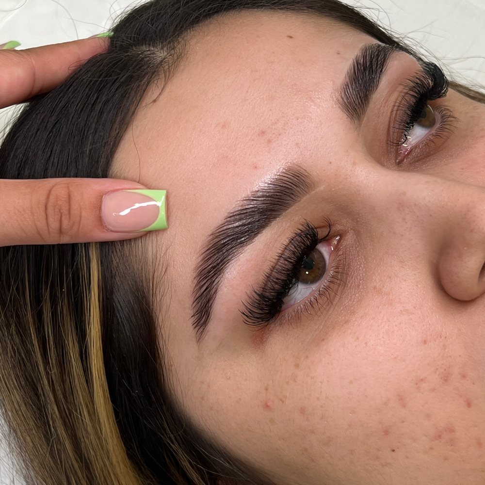 Brow Lamintaion & Tint