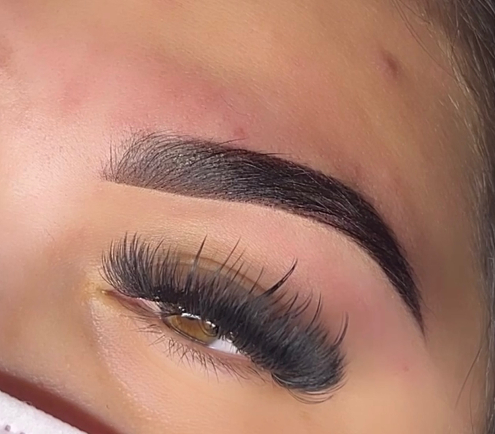 Signature Brow Lamination