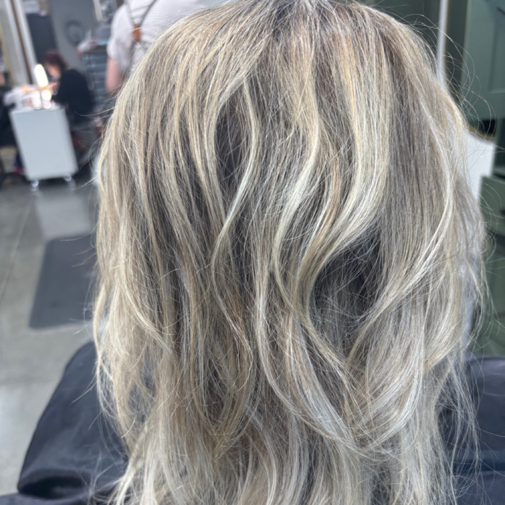 Full Foil (TH) at Olive Grace Salon in Fernley, NV