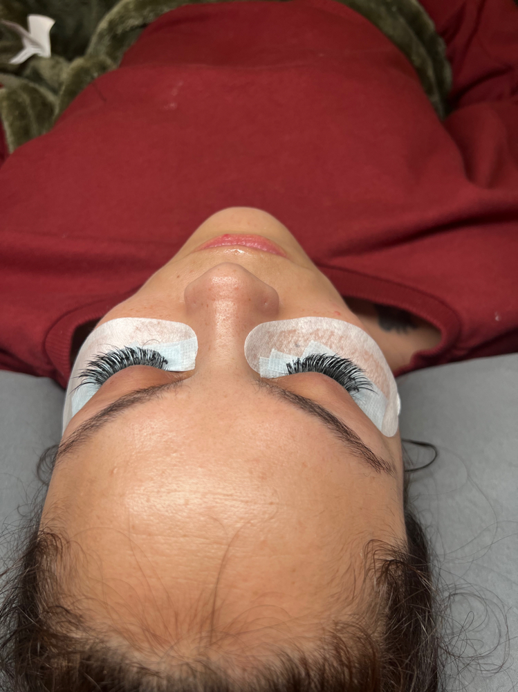 Mini Fill at Ashlashbeauty in Akron, PA