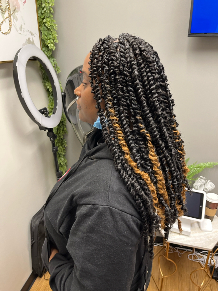 Passion twist ( mid back)