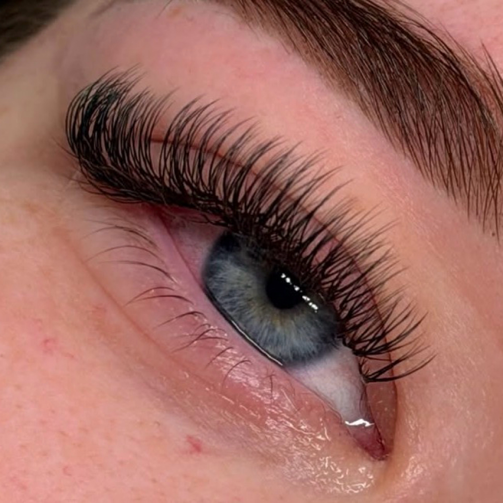 Classic + 2 Week Fill at StephhsBeautyBar in North Hollywood, CA