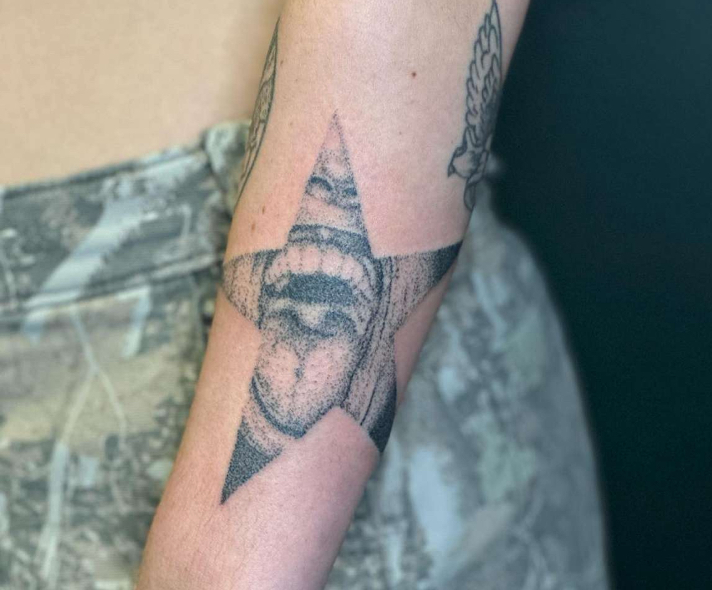 Handpoke