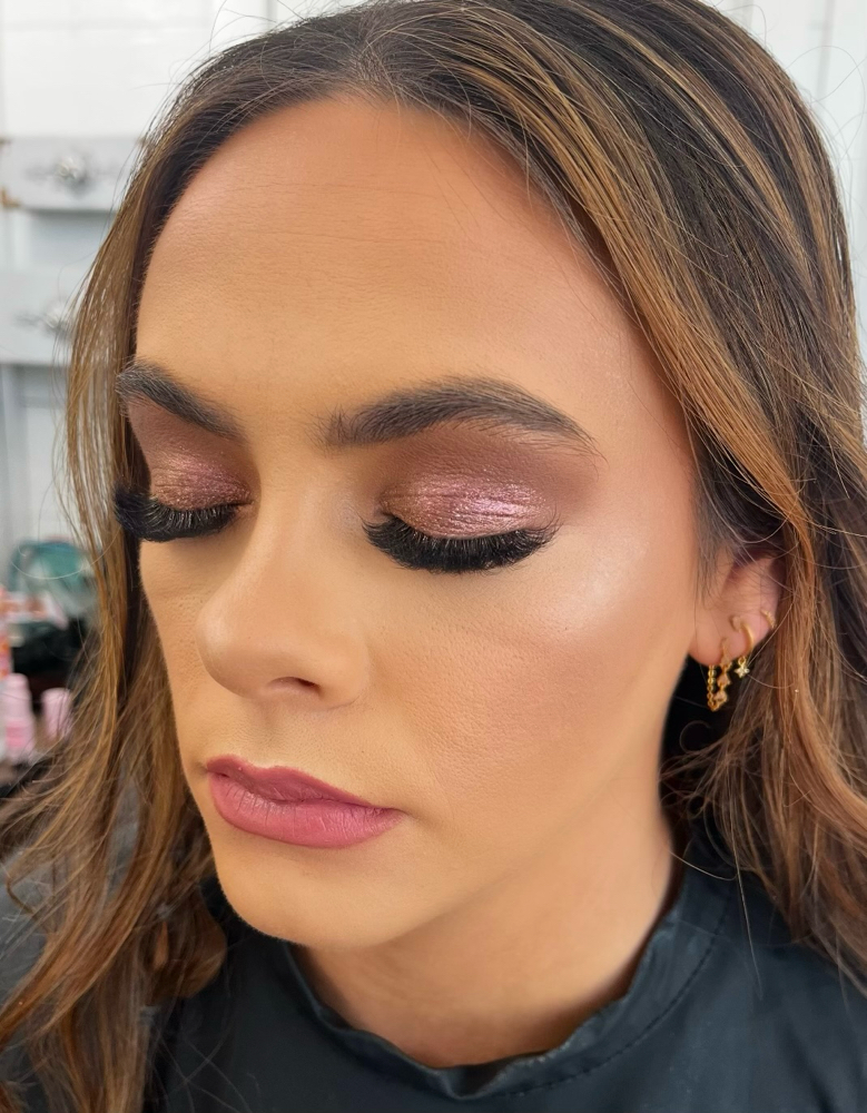 Formal Makeup (with Lashes )
