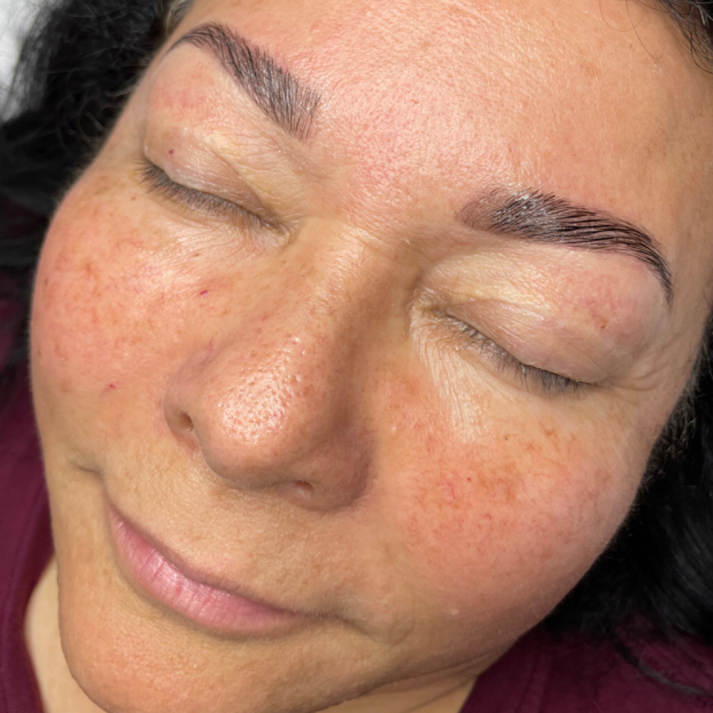 BROW STAIN + WAX/TINTE + DEPILACIÓN at CASSANDRA in Watsonville, CA