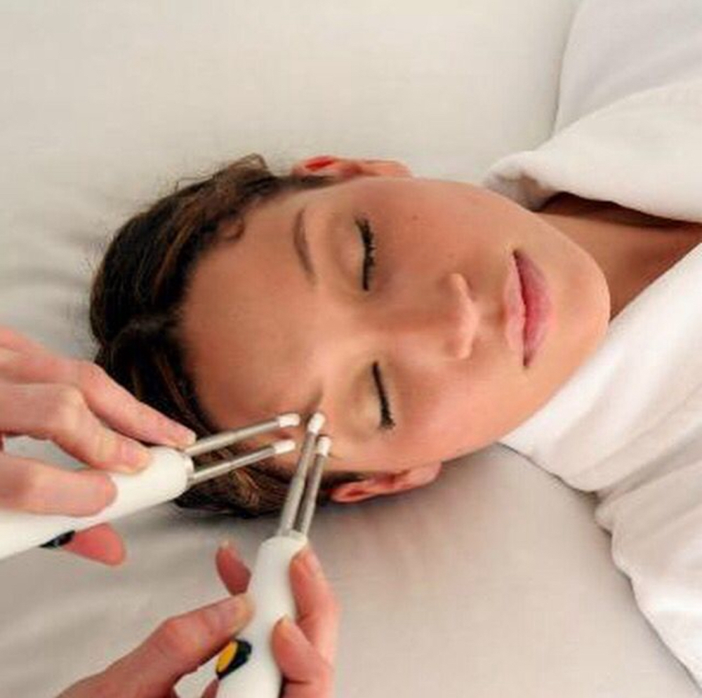 Microcurrent 90 minute facial