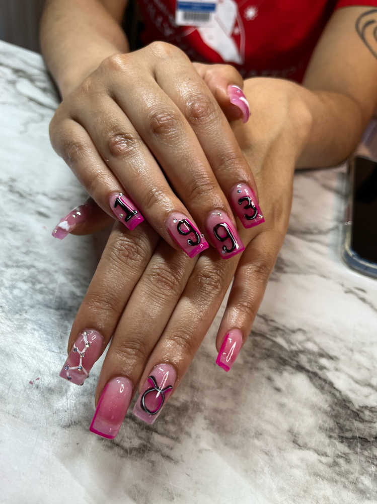 Short Acrylic Nail Set