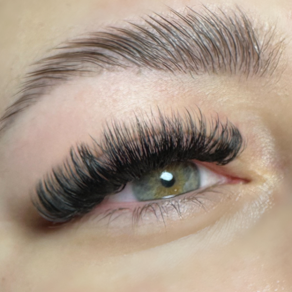 Volume Lash Extensions Set at Aura House Co in Joliet, IL
