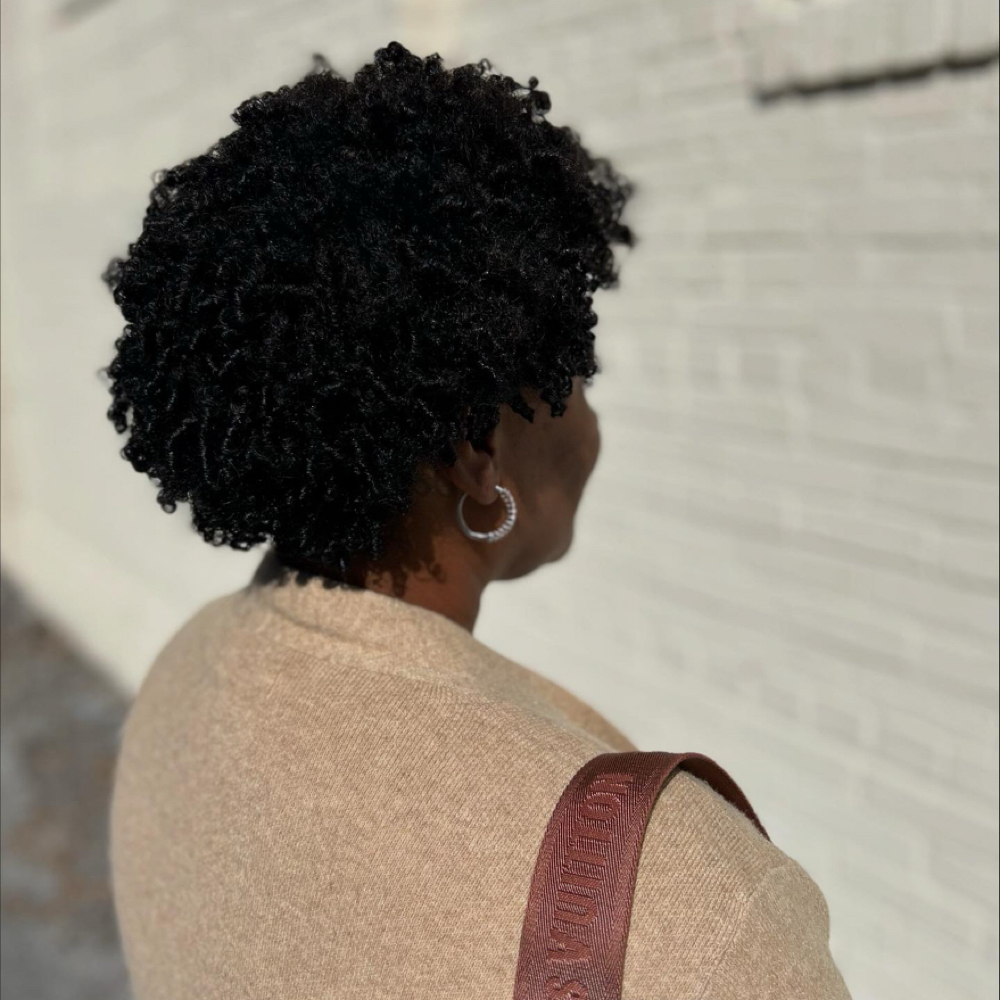 The Signature Experience-Full at Strength, Dignity + Curls in Hagerstown, MD