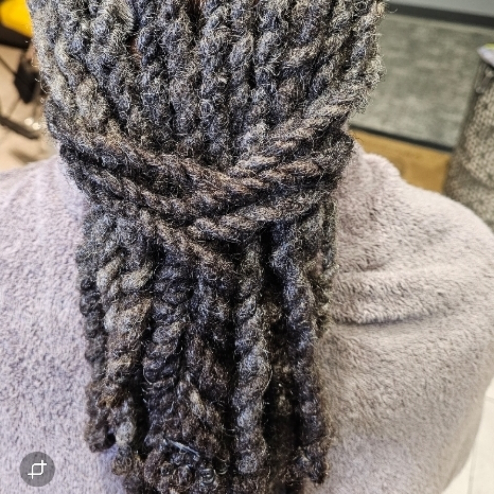TwoStrand W/ Treatment Midback at YTS NATURALS in CLEVELAND, OH