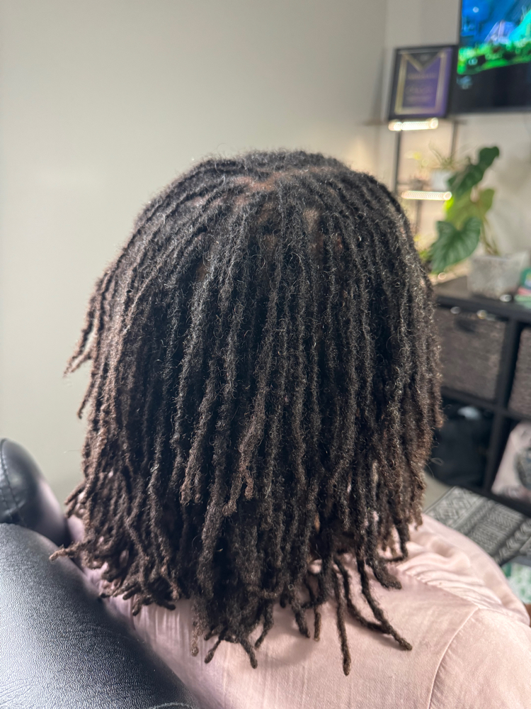 Large -Microlocks Retie