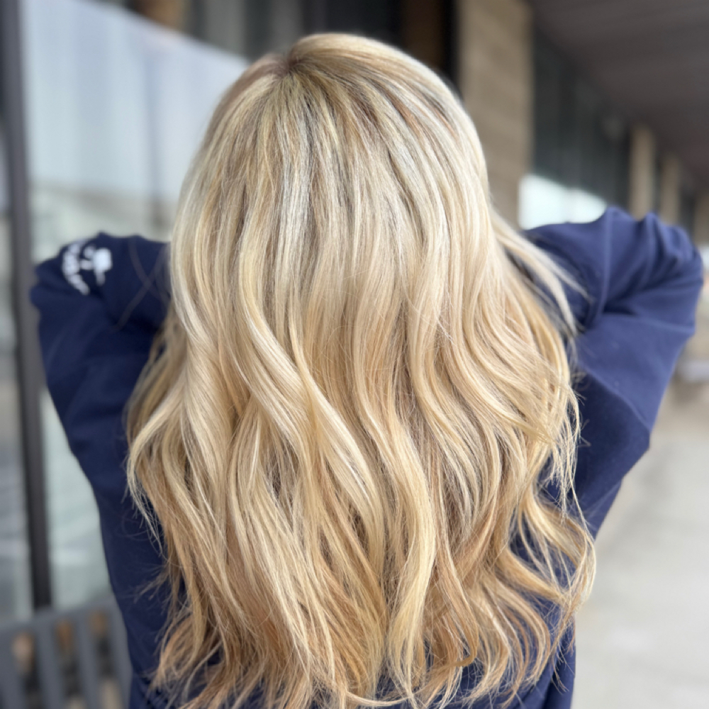 Full Highlight With Heavy On Top at Hair By Kacia in Chillicothe, OH