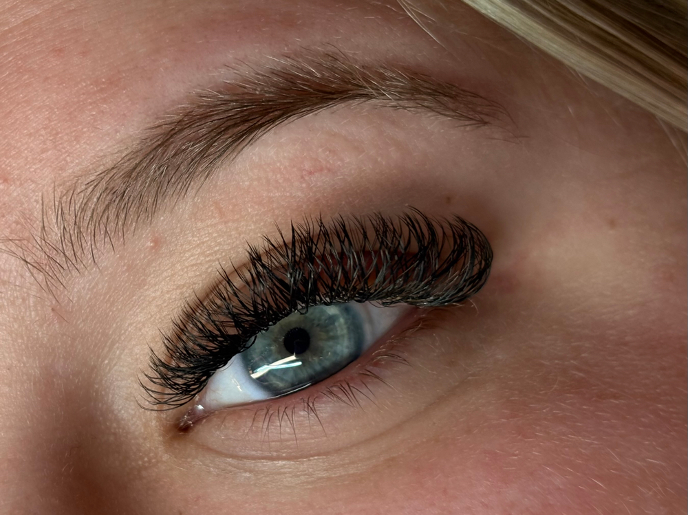 Classic YY Full Set at Beauty By Bri XO in Evansville, IN