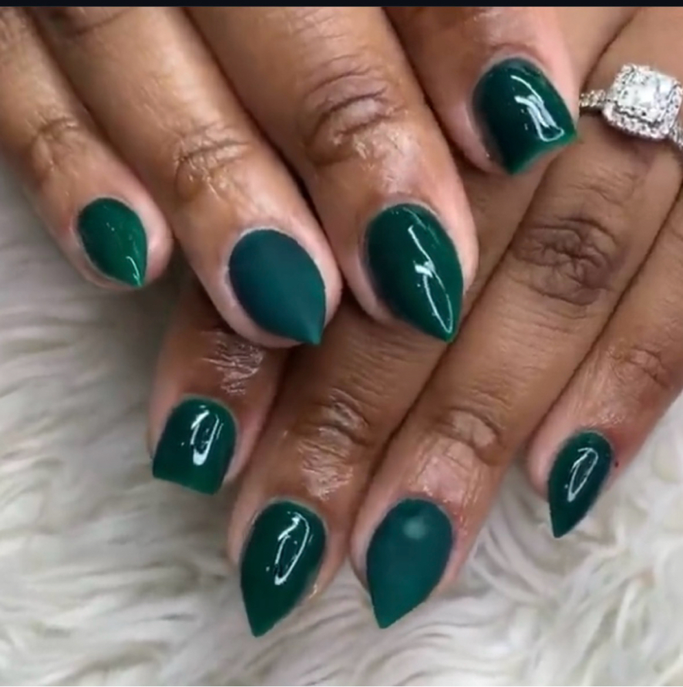 Regular Fullset & Gel Polish at Sophia’s Beauty Care LLC in Brooklyn, NY