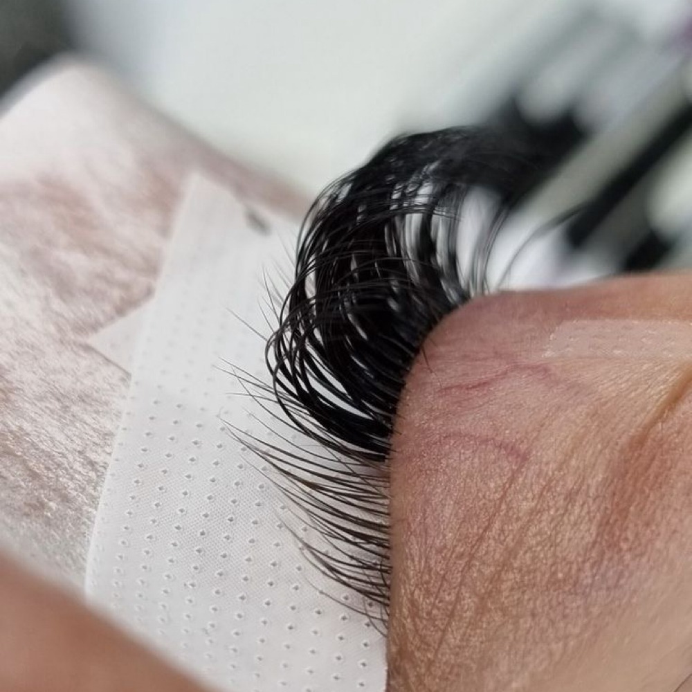 UV Lash Extention Fill at Obsidian Nails & Lash Studio in North Little Rock, AR