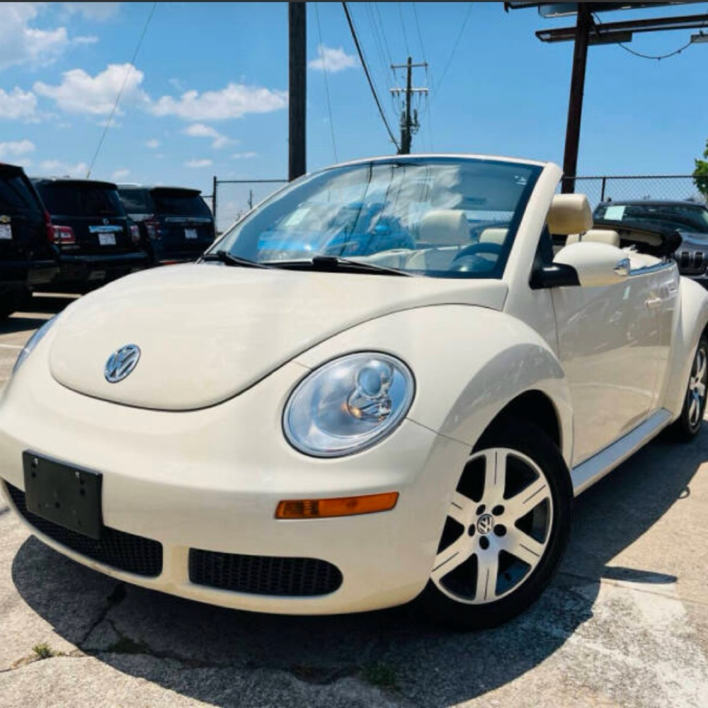 2006 VW BEETLE RENTAL at Blink n Blow Salon in Atlanta, GA