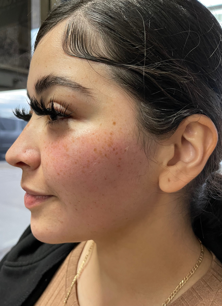 Full Face Wax (excludes eyebrows)