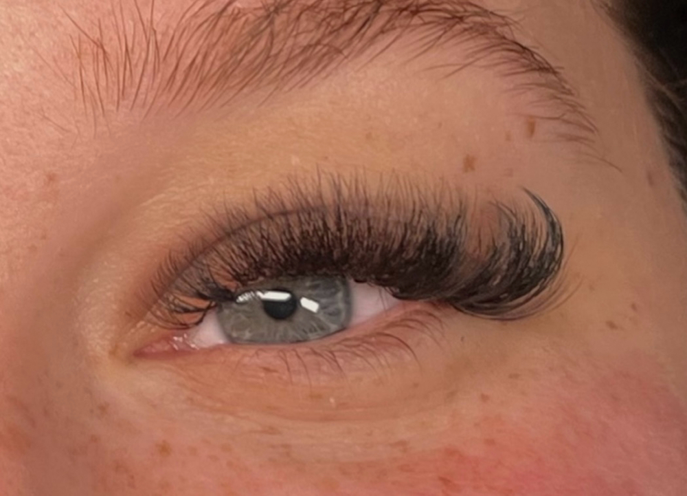 Volume Lashes - Full Set