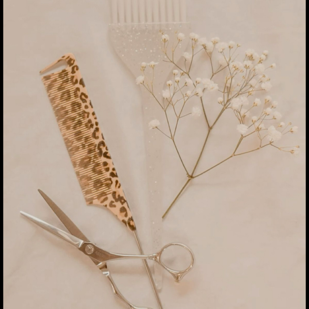 Wax at Foil & Fade Hair Studio in Vandalia, OH