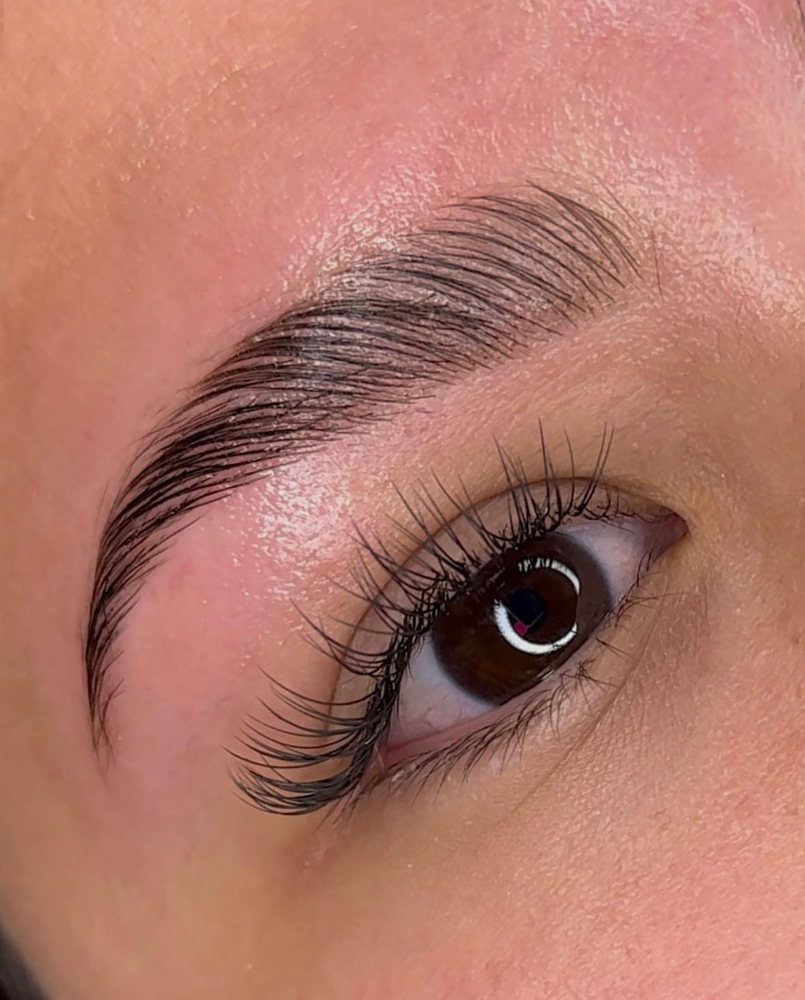 Brow lamination + Tint