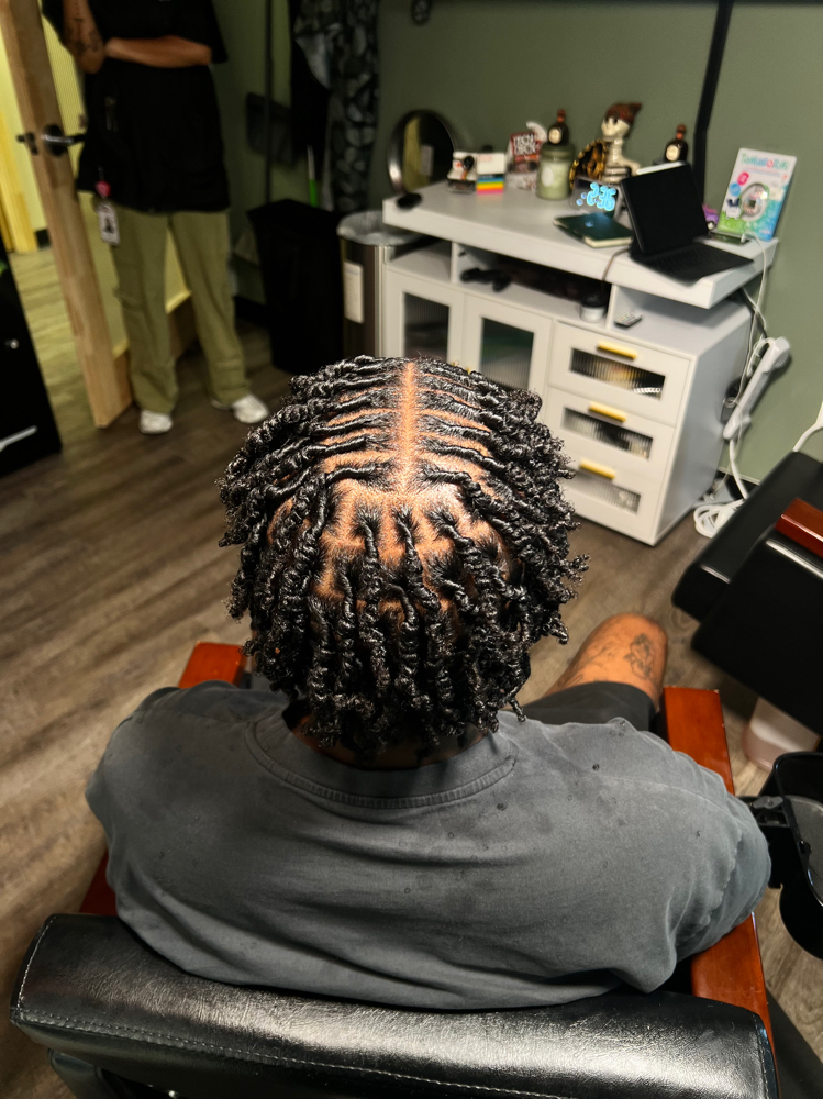 Starterlocs w/ Ari at Lavish Locs in Bowie, MD