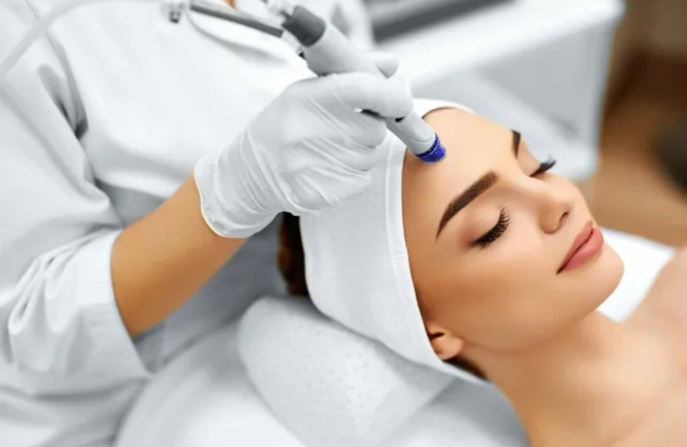 Ulitimate Glow Facial